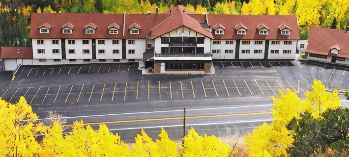 Monarch Mountain Lodge Hotels in Chaffee County