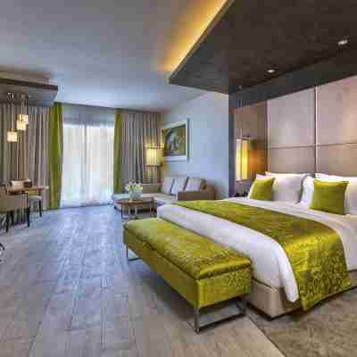 Mövenpick Hotel du Lac Tunis Rooms