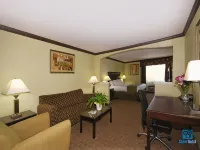 Best Western Plus Lake Worth Inn  Suites - parking