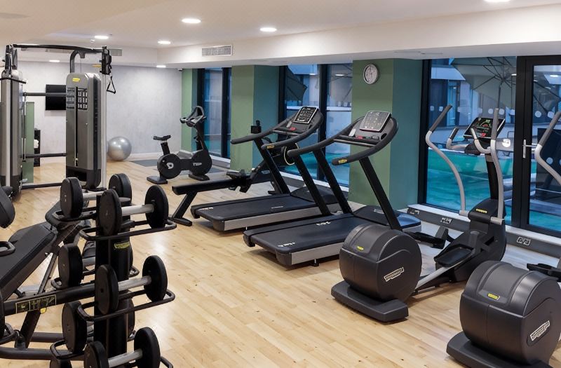 Holiday Inn London - Heathrow Bath Road by IHG photo 3