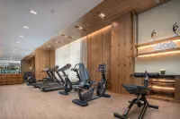 Holiday Inn JILIN BEIDAHU by IHG - parking