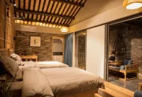 Lichuan Qinyuan Homestay