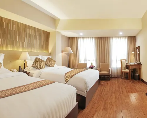 Nhat Ha Maison Hotel (Formerly Nhat Ha 1 Hotel) Hotels near District 1