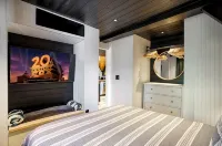 Modern in Munds - recently renovated A frame, pet friendly - シャレー