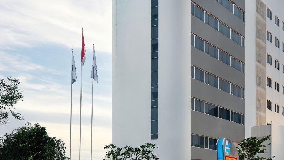 โรงแรมบลูสกาย เปอตัมบูรัน