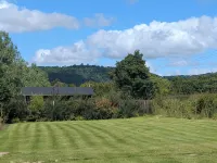 Rural cosy cabin with log burner on the lowlands of the famous Malvern Hills. - 3 stelle