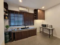 Ellieriviera Pool Villa