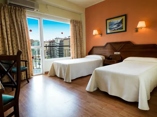 Hotel Monarque Cendrillón - 3 ดาว