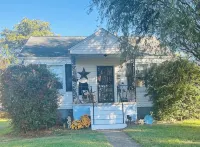 PET FRIENDLY-WEEKLY DISCOUNTS-ROANOKE RIVER AND BIKE TRAILS - 2-Star