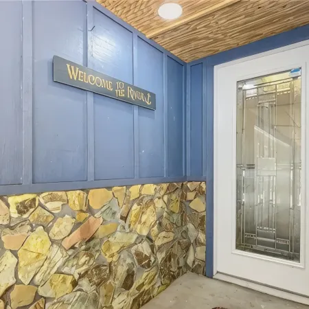 3-bedroom house in wonderful Homosassa with WiFi, AC