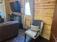 Cozy cabin in enjoyable Kaw City with WiFi, AC - 무료 와이파이