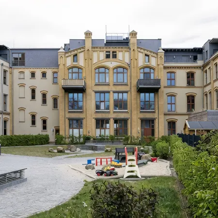 Strandloft Inkl. Tiefgaragenstellplatz und Balkon, Zentrumsnah 켐니츠 호텔