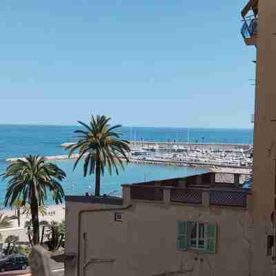 MENTON A 2 pas des plages de sable et du centre ville beau 3 pièces pour 3 personnes Others