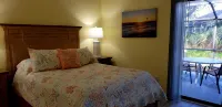 Sabtr- 710- 6 Min. Walk to the Beach! Pool, Clean,2Br,2BA Villa, 5-Star Reviews! - Uima-altaat