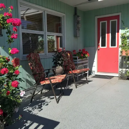 Spacious and conveniently located duplex