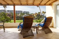 LUXURIOUS GOLF VILLA IN HOTEL ZONE- WALK TO BEACH/DOWNTOWN/RESORTS