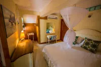 Polaris ATV buggy included in rental! Magnificent Sea views & Beach 2 mins away - Villas