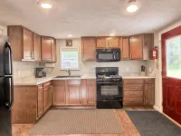 The Perfect Getaway *Sleeps  Pet Friendly  *Traverse City *Crystal Mountain Hotels in Interlochen
