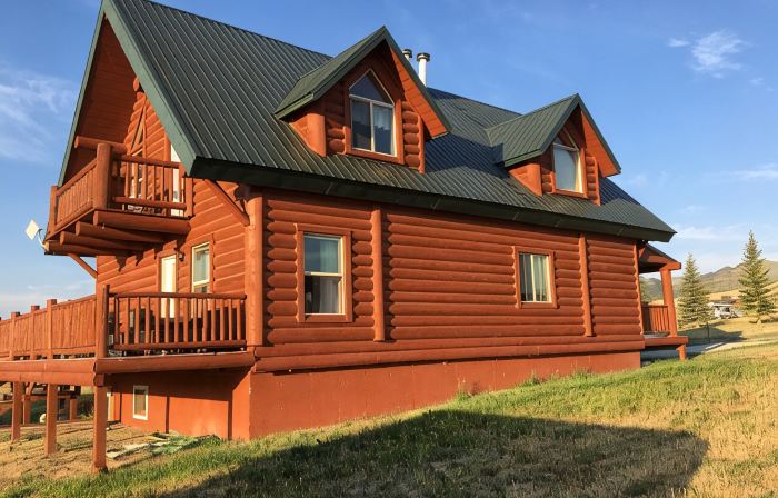 Where beautiful scenery is unavoidable! Fly-fishing, hiking/family time w/pets!