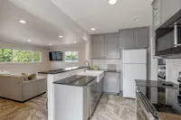 Charming Bungalow in Quiet Tahoe Park Neighborhood