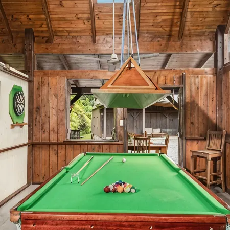 Daintree Holiday Homes - La Vista - Ocean Views with Private Pool & Jet Spa Отели в г. Дайнтри