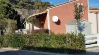 House 5 minutes from the beach, shared swimming pool in the residence - Pools