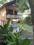 Casita de 2 Plantas Cerca del Parque Nacional Tortuguero. Ideal Para Relajarse - Homestays
