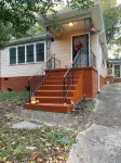 Demure 3-bedroom bungalow in Atlanta. 7 minutes from Mercedes-Benz Stadium - 2 Sao
