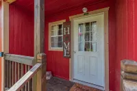 Tiny House close to Buffalo Point - 2-Star