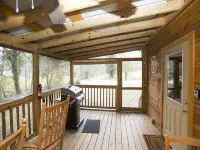 Romantic Cabin at Beautiful Lake Lure! - Hytter