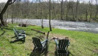Shenandoah River Cabin