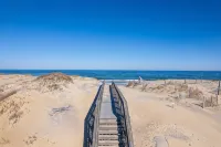 Charming OCEANSIDE Cottage Steps from the Beach in South Nags Head - 비치