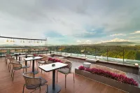 Luwansa Hotel and Convention Center Manado - breakfast