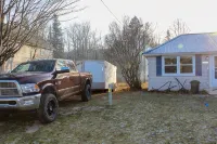 Welcome to The Driftwood Cottage! A cozy 2-bedroom home in Grand Marais, MI. - Wifi