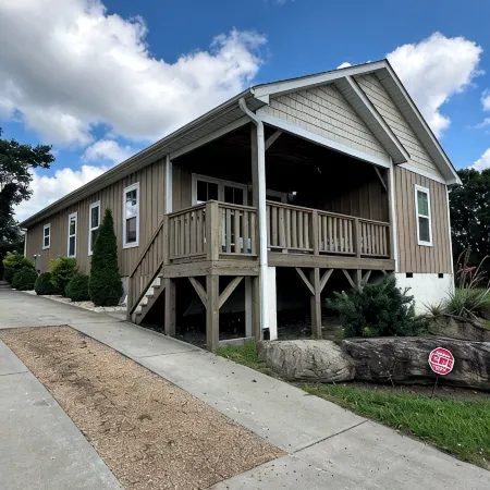 Grace Delani Getaway. Charming 3 bedroom home located in Gastonia, NC.