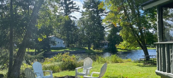 Waterfront cabin with access to Long Lake and Mud Lake. Hotels in Aroostook County
