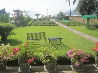 Horas Family Home Hotels in Simanindo