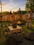 1 Mile from Spirit Mountain Casino! Cozy apartment that sleeps 6