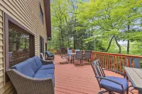 The Redwood Soiree, Hot tub, fast Wi-Fi, gym, arcade room and more - Wifi