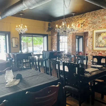 Conductor's Rest:  Beautiful 2 Bedroom Loft in Historic Cambridge, Maryland