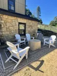 The Limestone Lodge<br>A peaceful, rustic destination you won’t want to leave! - Wifi
