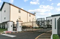 Contemporary 3bds near NYC / EWR with free parking
