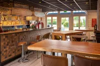 Cocoon Inn