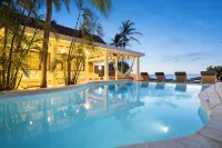 Oceanfront with private beach - 4 bedrooms, 4 bathrooms - Villas