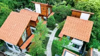Baanrongmai Canal Front Homestay