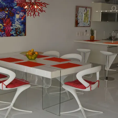 Beachfront Villa in Cupecoy Bay – Serene, Modern & Romantic Honeymoon Escape