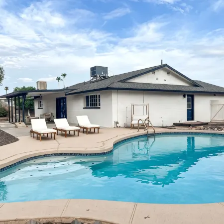 NEW remodel w pool - close to ASU/Scottsdale/Spring training