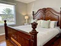 Private Pool Oasis + Hot Tub ,Quiet Luxury in the Villages, Pet Friendly - 4 estrellas
