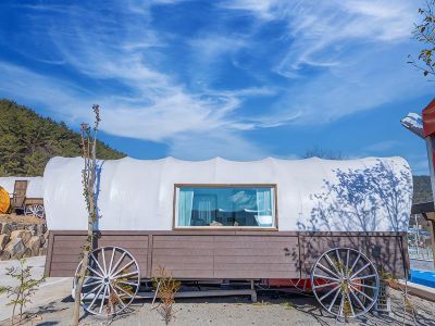 Goseong Oksu Spa Camping Land Pension