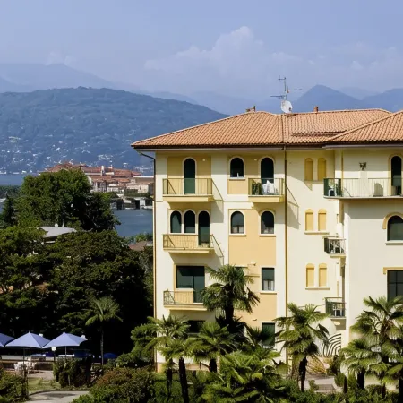 Hotel Flora